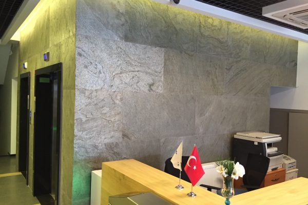 iç duvar jerra green ince doğal taş